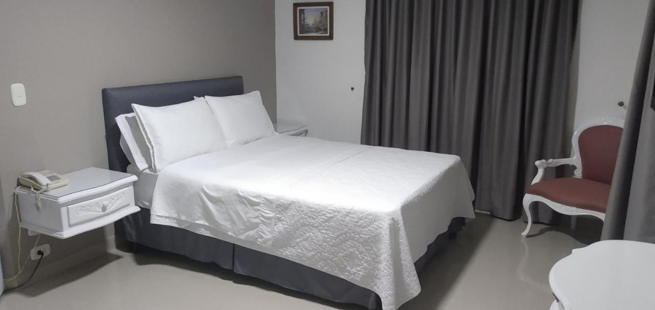 Hotel Suite Santa Rosa ซานตาโรซา เดกาบัล ภายนอก รูปภาพ