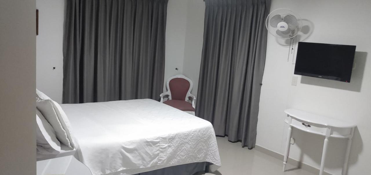 Hotel Suite Santa Rosa ซานตาโรซา เดกาบัล ภายนอก รูปภาพ